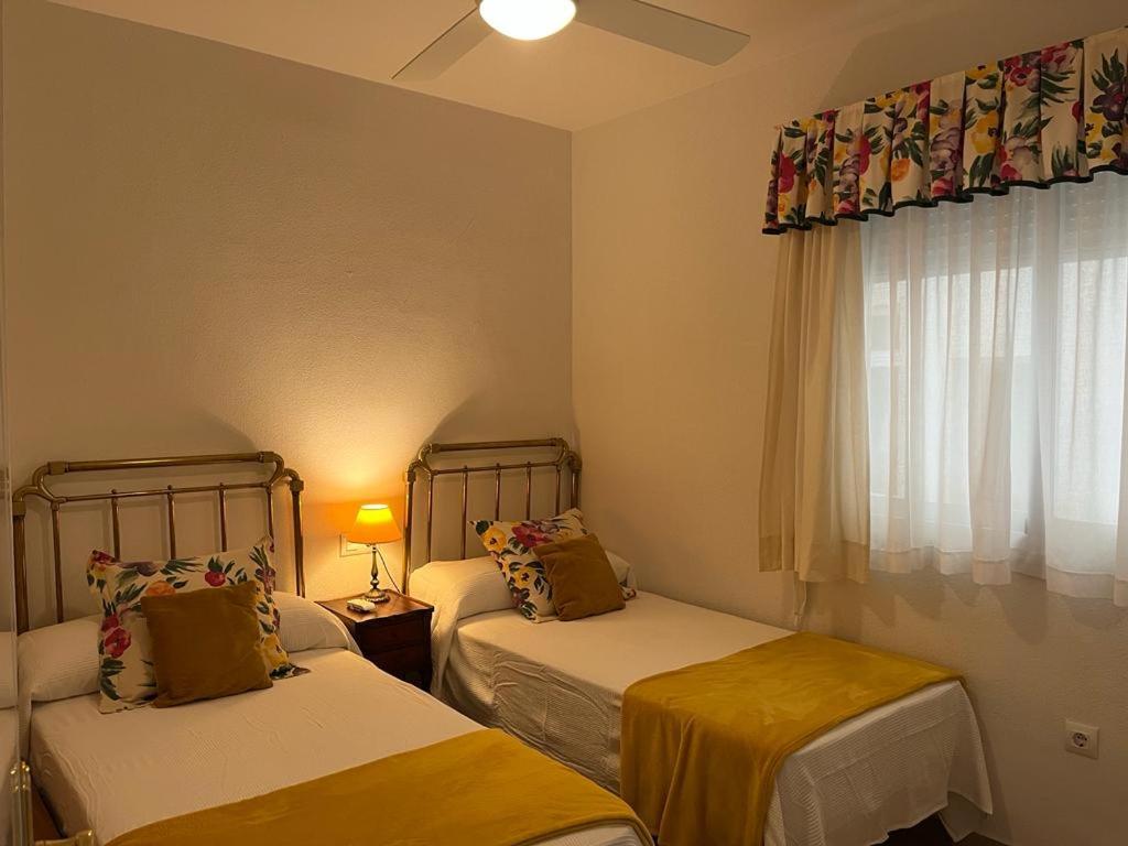 Lyrioshomes Precioso Apartamento Puerto De Estepona Exteriör bild